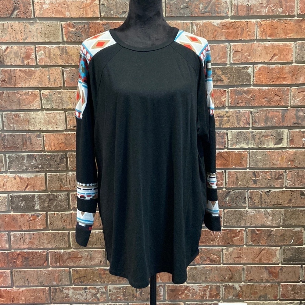 Sunshine & Rodeos Black long Sleeve Top Size 2XL